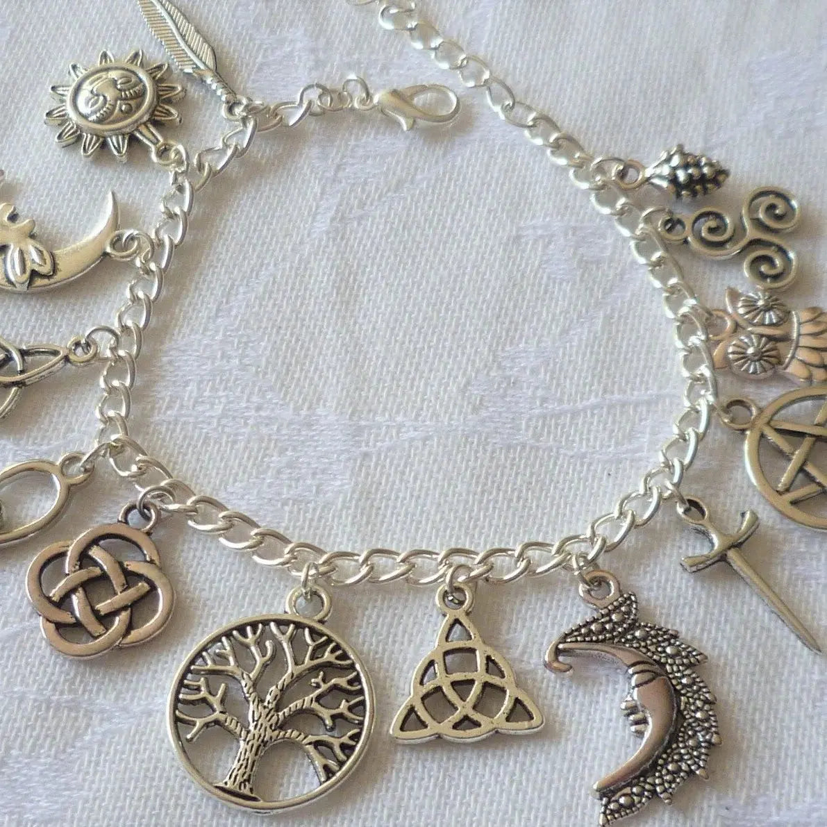 Vintage Witchy Charm Bracelet - Silver-Tone Pagan-Inspired Jewelry with Moon, Sun, Tree of Life, Owl, Pentagram Charms - Celestial Gothic Boho Gift (Celestial Theme, Dark Romance Vintage, Moon and Sun Symbol, Mystery Bracelets & Bangles), Celestia